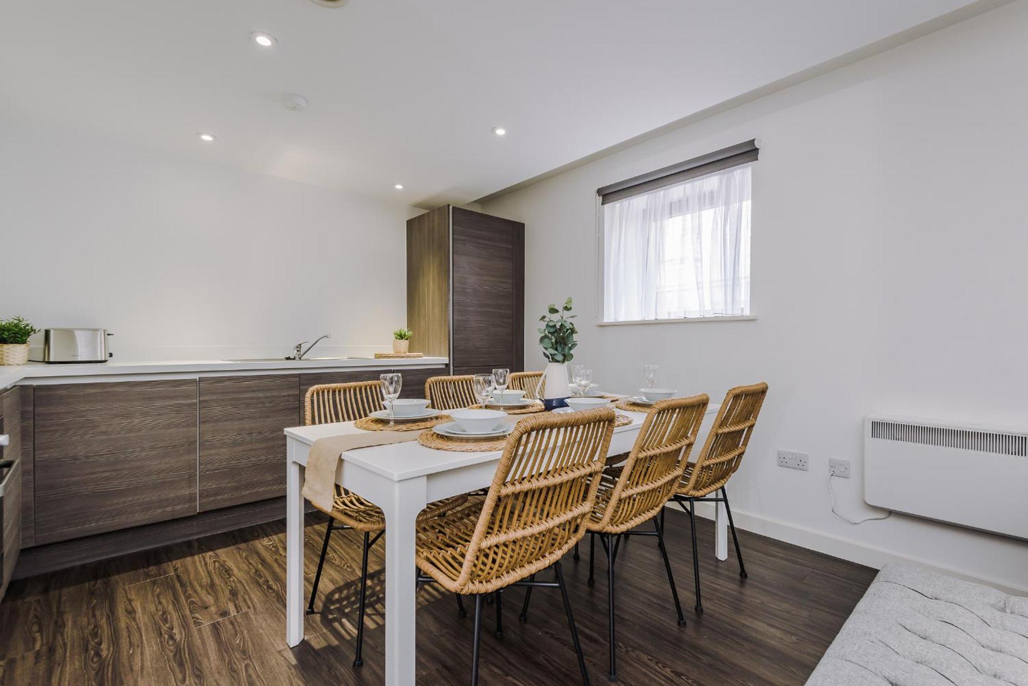 Apartment Flatzy - Stunning Centre Flat 2 Bathrooms *