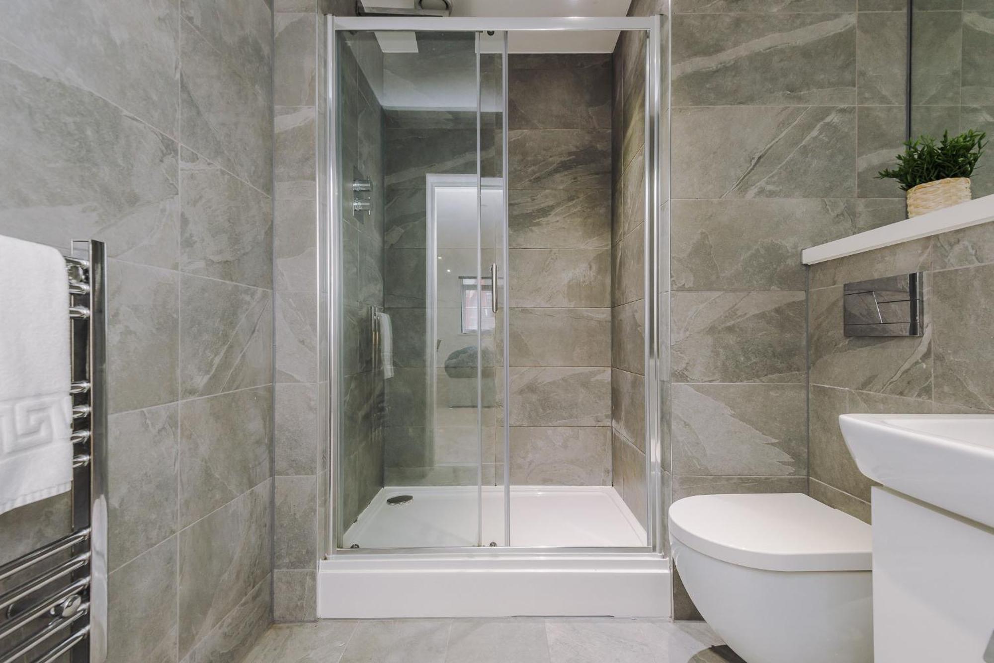Flatzy - Stunning Centre Flat 2 Bathrooms